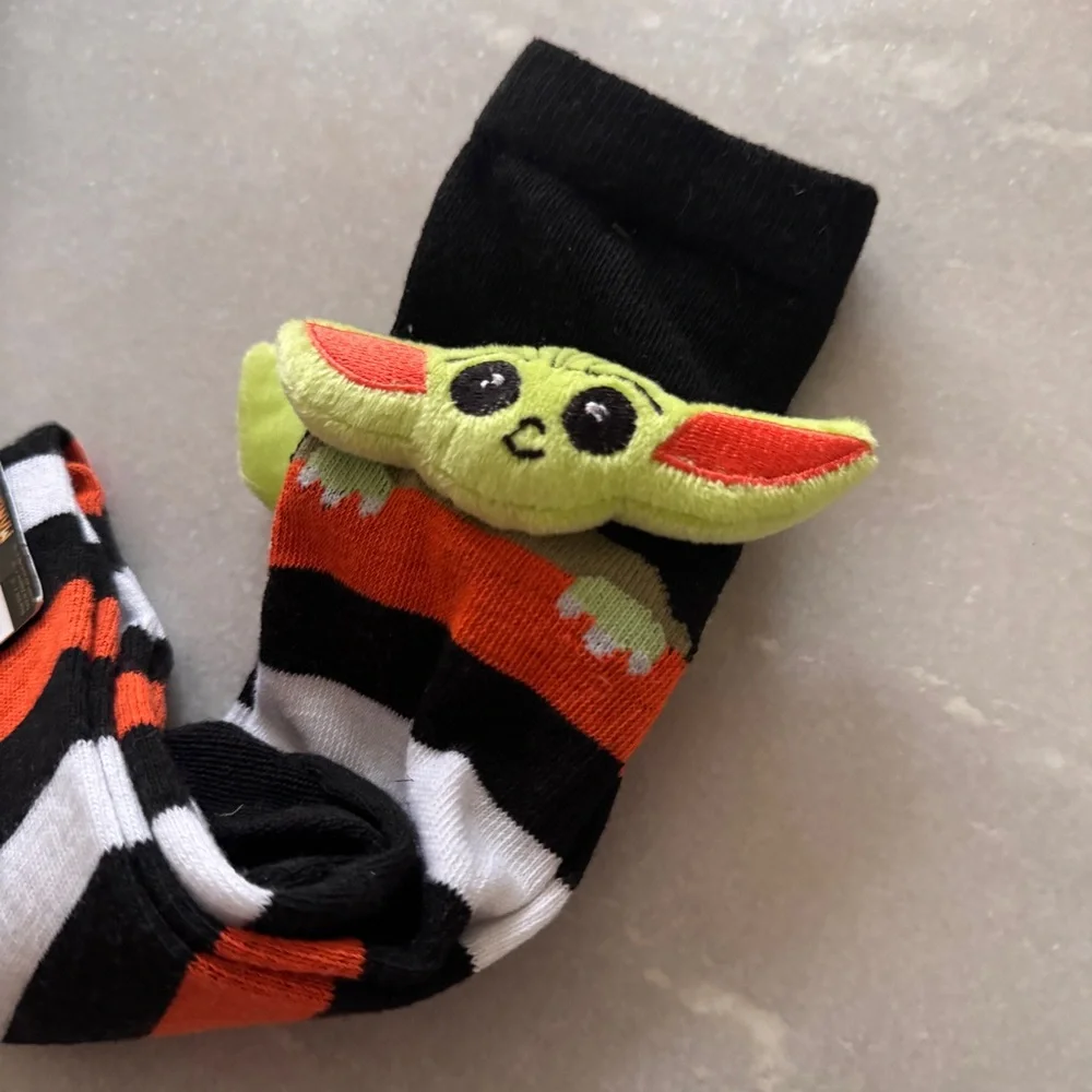 NWT Star Wars Striped Socks - The Mandalorian BABY YODA